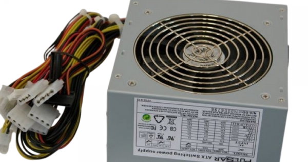 ALIMENTATORE PER PC 600W ATX VULTECH VENTOLA 12CM GS-600R ATX 1.3